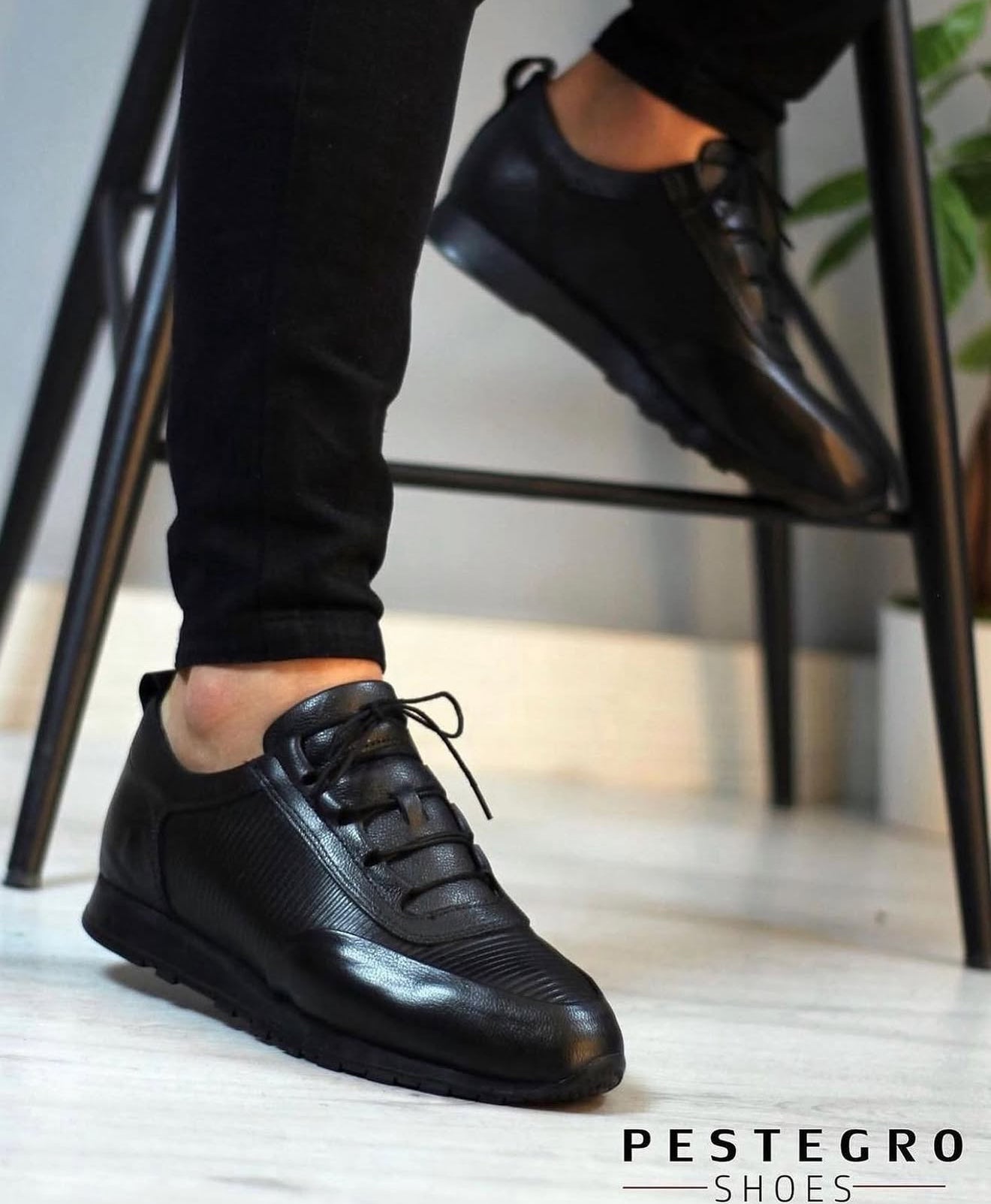 08 SİYAH ERKEK DERİ AYAKKABI