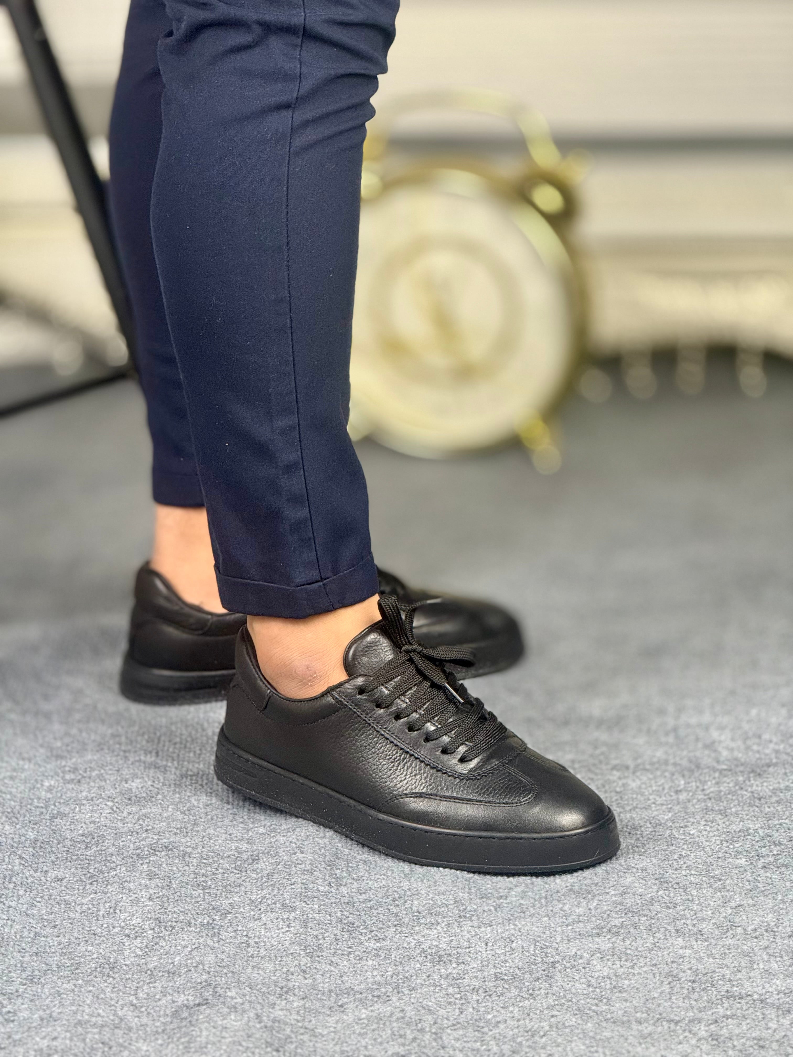 059 SİYAH ERKEK DERİ AYAKKABI