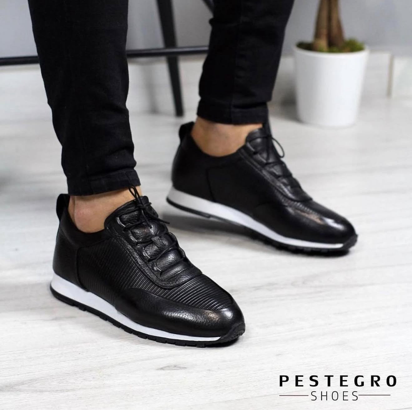 09 SİYAH ERKEK DERİ AYAKKABI