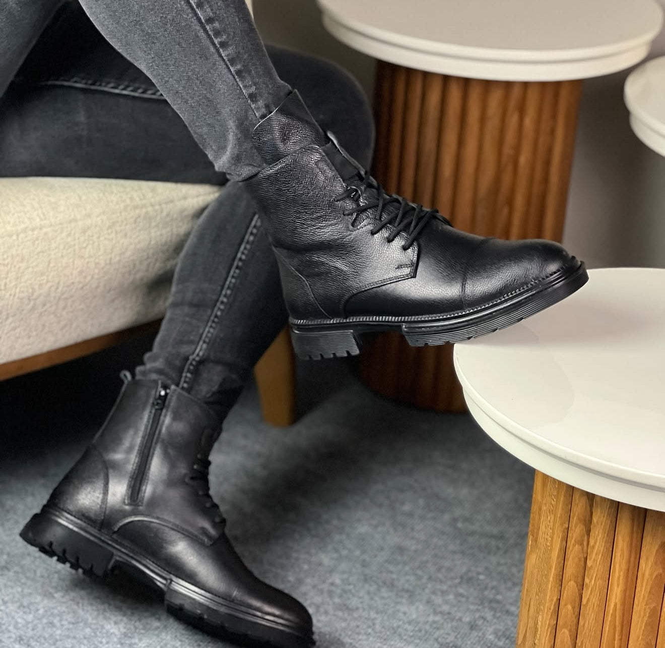 SİYAH POSTAL DERİ BOT